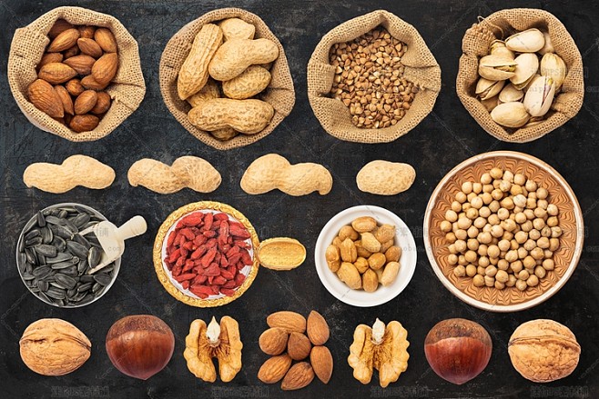 堅果食品的魅力 高清實拍與專業(yè)PSD素材的應(yīng)用